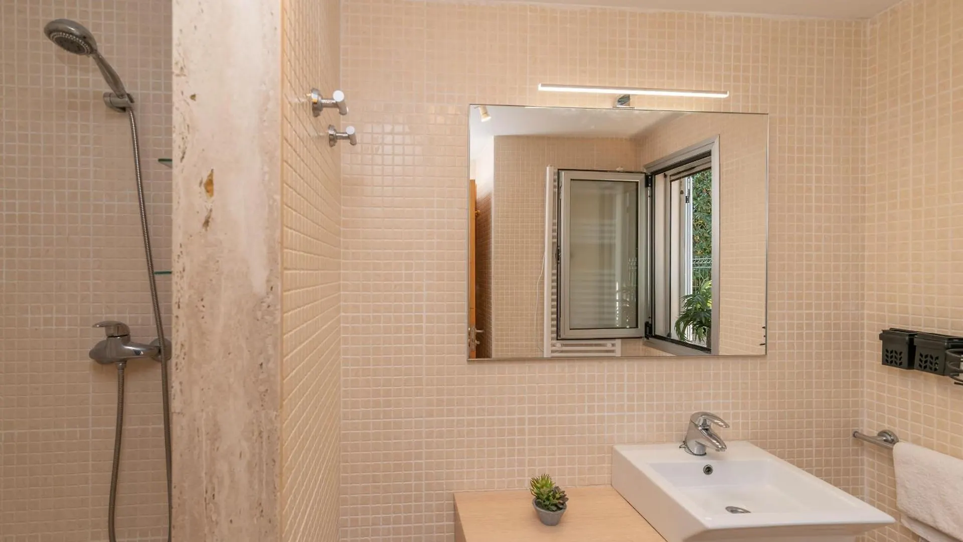 Solar 198 Bonaire By Sealand Villas Alcudia